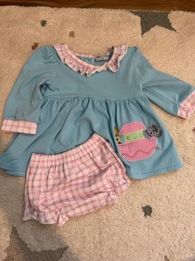 Noah’s ark Blue & Pink Baby Girls Pajama Set with Ruffle Collar by little me